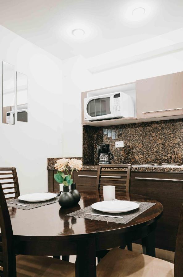 Suites Ciceron Aparthotel