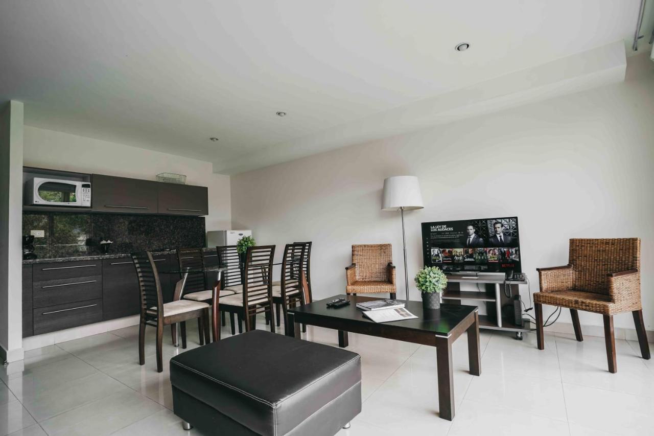 Suites Ciceron Aparthotel